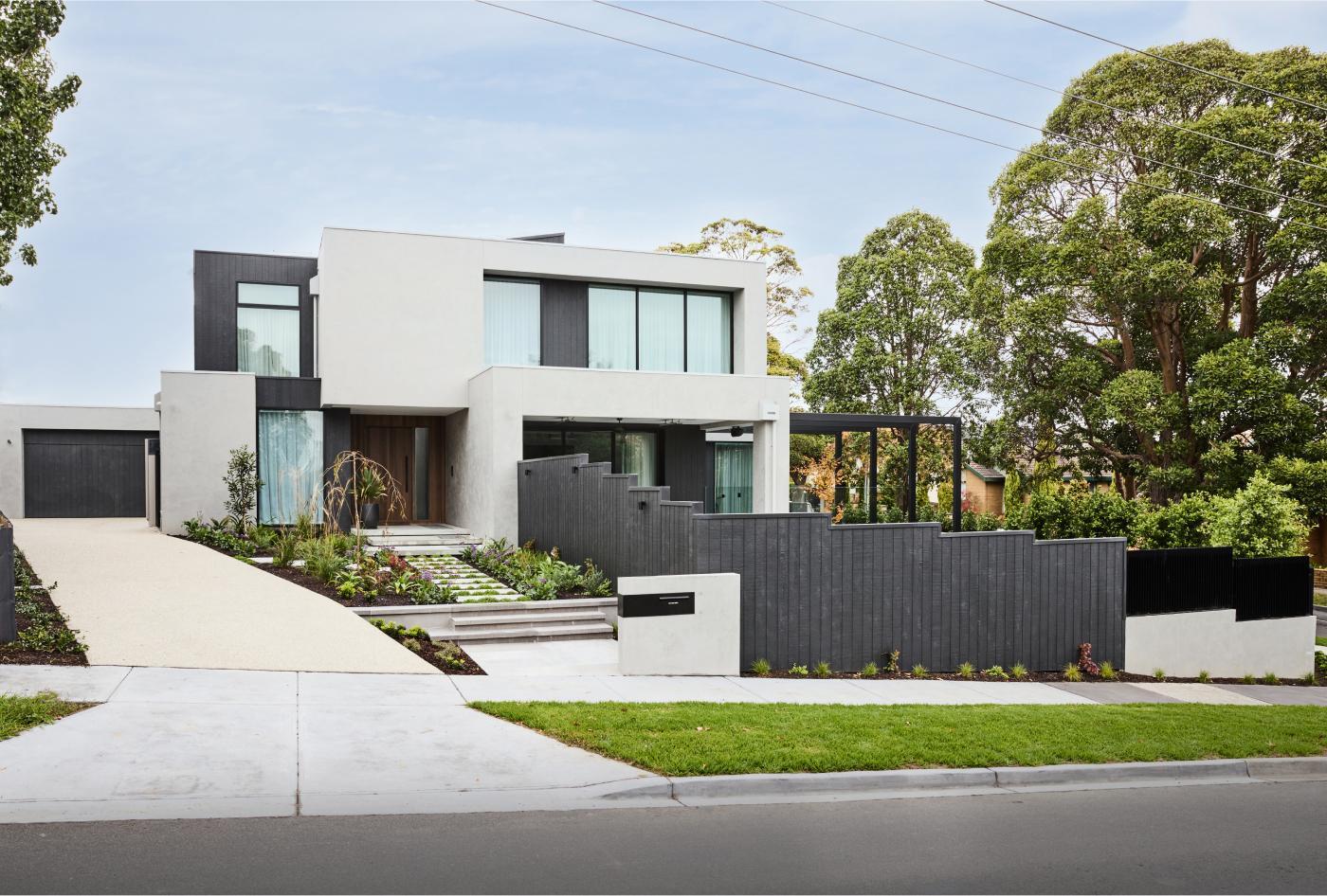 Modern Architecturally Designed Home by Thomas Archer in Melbourne