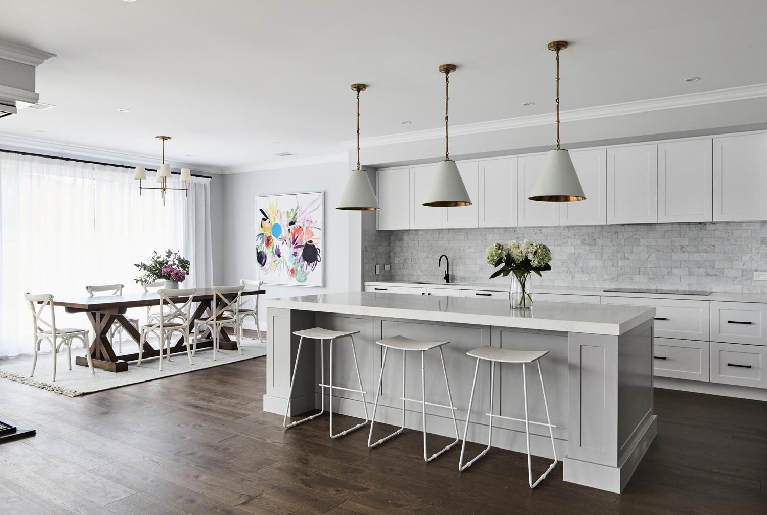 Hamptons style kitchen by Thomas Archer