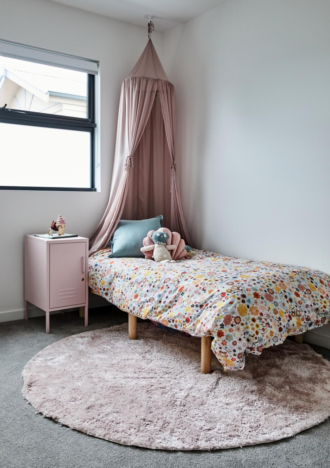 Pink Tonal Styling In Child's Bedroom